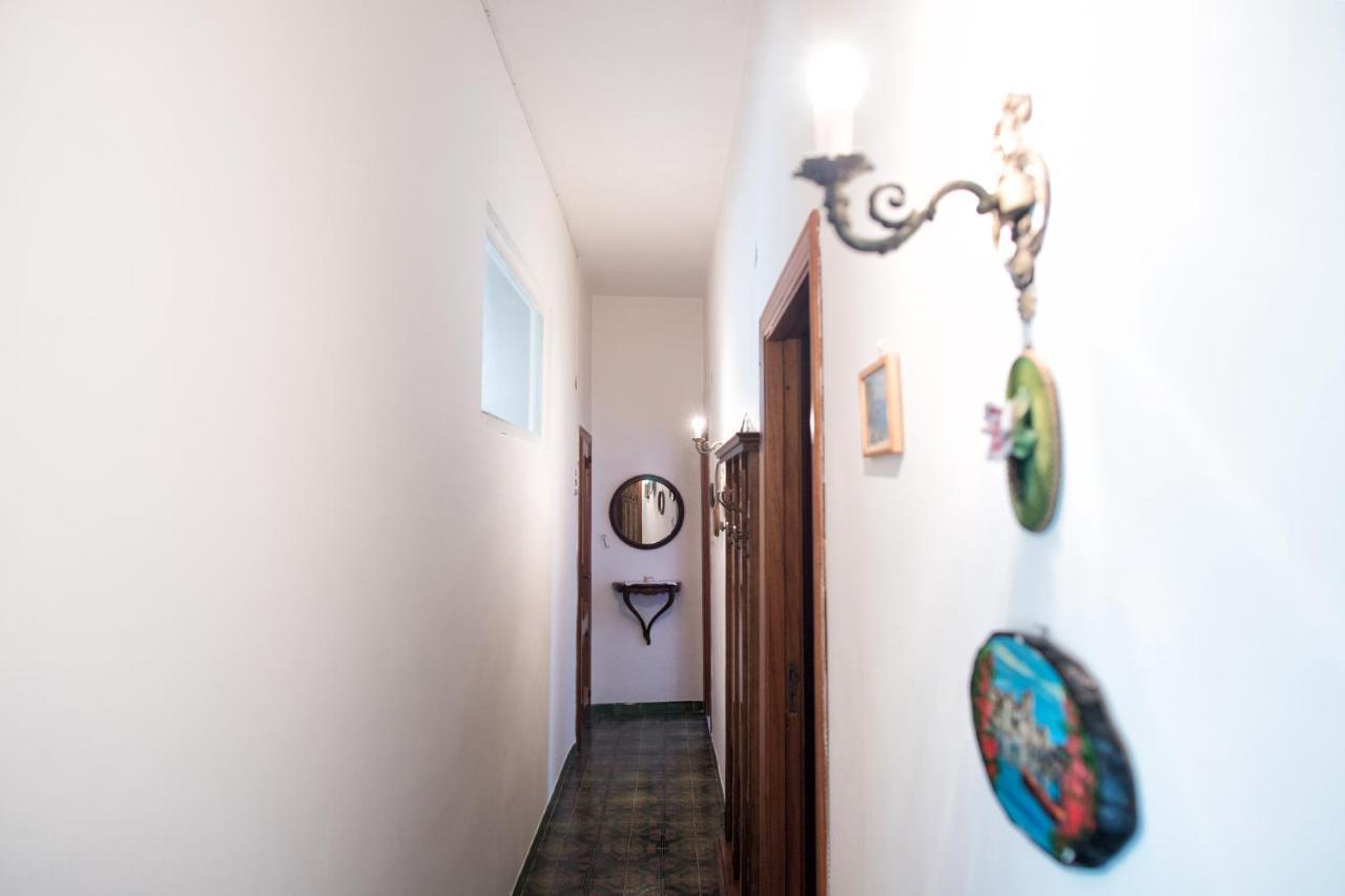 La Casa Gialla В'єтрі Екстер'єр фото