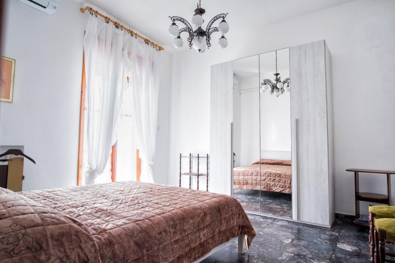 La Casa Gialla В'єтрі Екстер'єр фото